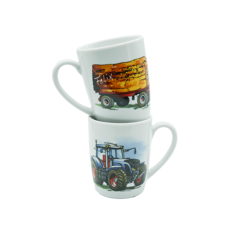 Becher Traktor