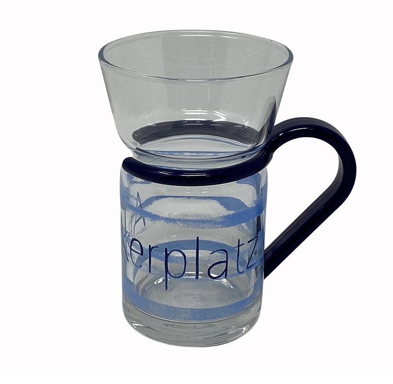 Teeglas Ankerplatz, blauer Griff 12x7.5 cm 