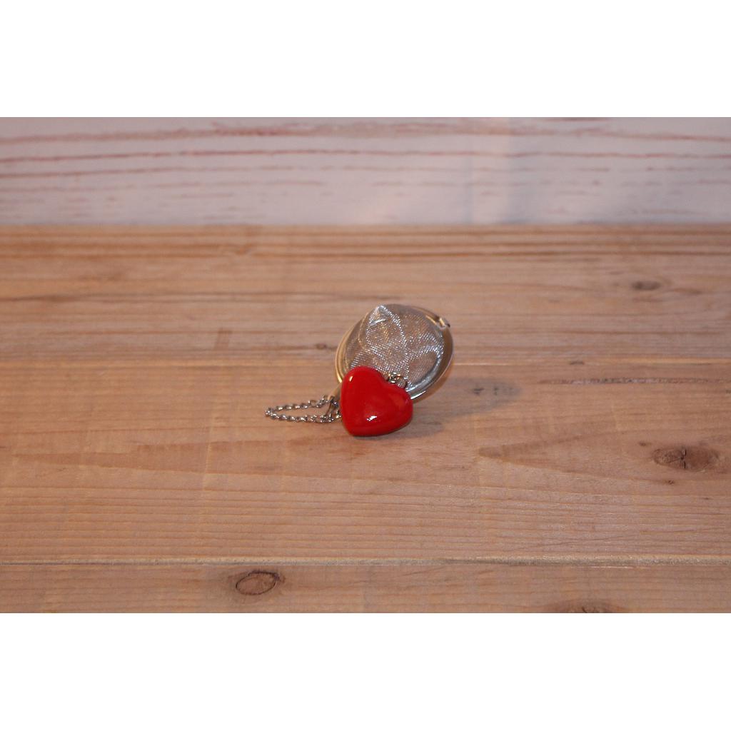 Tee Ei "Herz" Edelstahl, mit Herz-Anhänger  Ø 5 cm